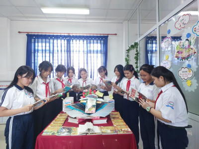 Trường THCS Nguyễn Văn Cừ hưởng ứng Ngày Sách và Văn hóa đọc Việt Nam lần thứ 3 năm 2024