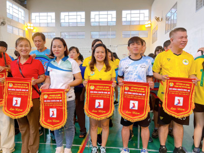 Trường Mầm non Hoa Mai đạt giải Nhì - Giải Bóng Chuyền nam, nữ công nhân, viên chức khối trường học TP. Thủ Dầu Một 2024.