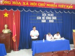 Thầy Dương Văn Bốn - Phó trưởng phòng GD&ĐT thông qua quy chế cơ quan