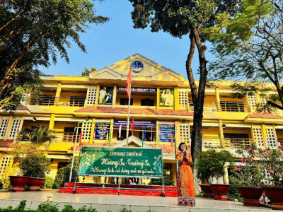 Sinh hoạt chuyên đề “Hoàng Sa – Trường Sa trong lịch sử dựng nước và giữ nước” năm học 2025 - 2026