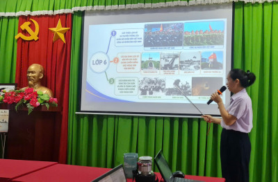 Họp chuyên môn đầu năm học 2026-2027