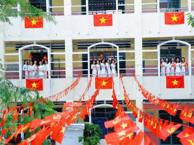 TRƯỜNG THCS PHÚ HÒA HƯỞNG ỨNG TUYÊN TRUYỀN KỶ NIỆM 81 NĂM CÁCH MẠNG THÁNG TÁM THÀNH CÔNG VÀ QUỐC KHÁNH 02/9