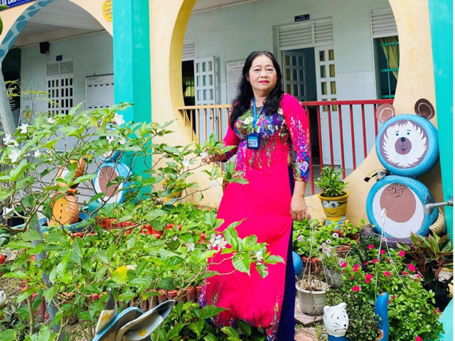 Cô Huỳnh Thị Tuyết Nga - Trường Mầm non Tuổi Xanh