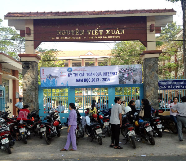 Hội đồng thi THCS Nguyễn Viết Xuân - Thủ Dầu Một - Bình Dương