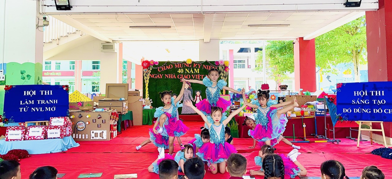 Chuỗi các hoạt động thi đua sôi nổi để Chào mừng Ngày Nhà Giáo Việt Nam 20/11 tại trường Mầm non Ngô Thời Nhiệm